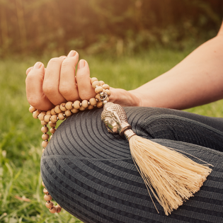  What is a Mala? Your Chill Guide to These Cool Beads 📿